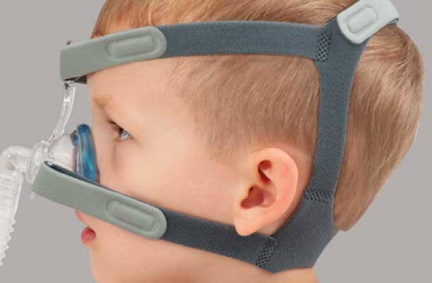 Pediatri uyku ve solunum maskesi